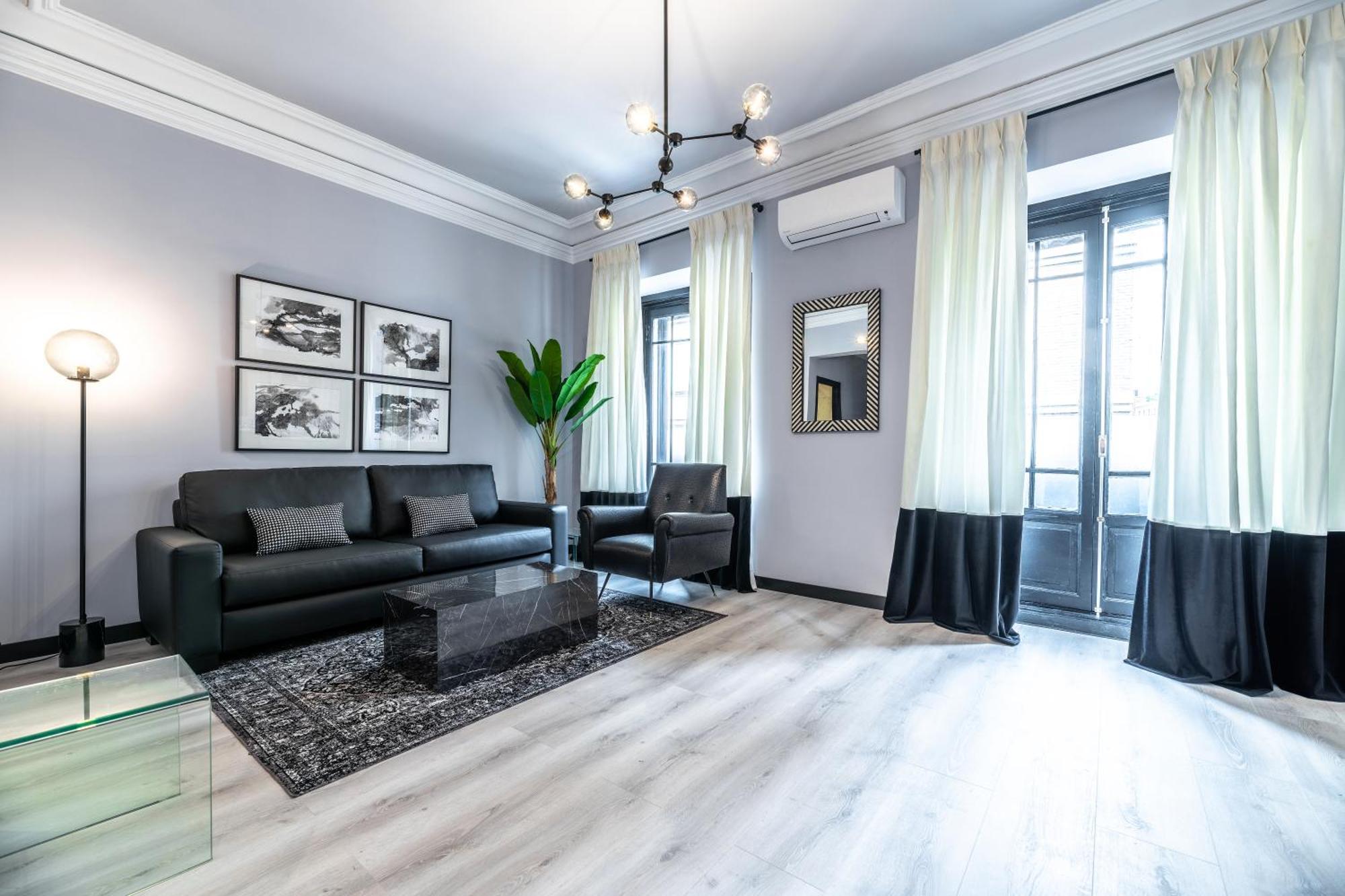 Gran Via Suite, By Presidence Rentals Madrid Extérieur photo